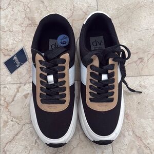DV by Dolce Vita Black and Tan Men's Sneakers
